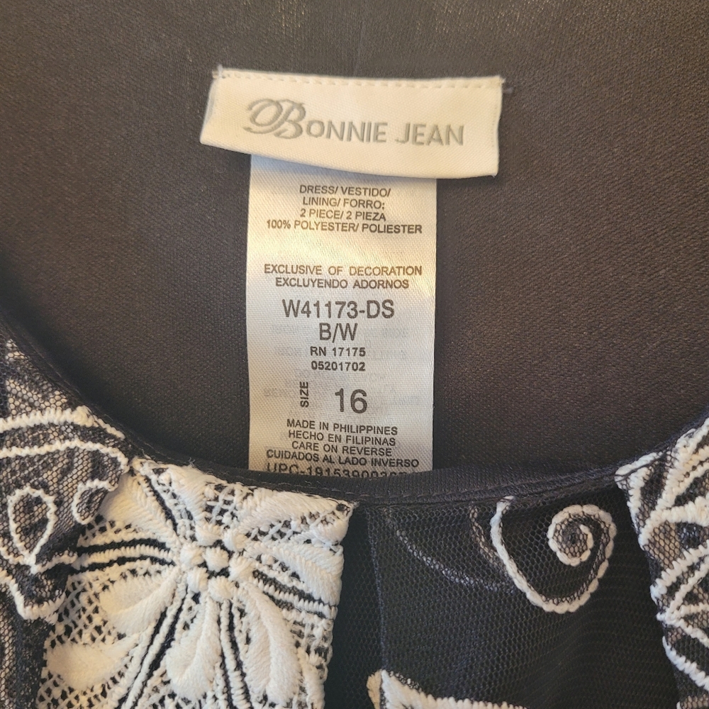 Bonnie Jean Dress - Picture 3 of 5